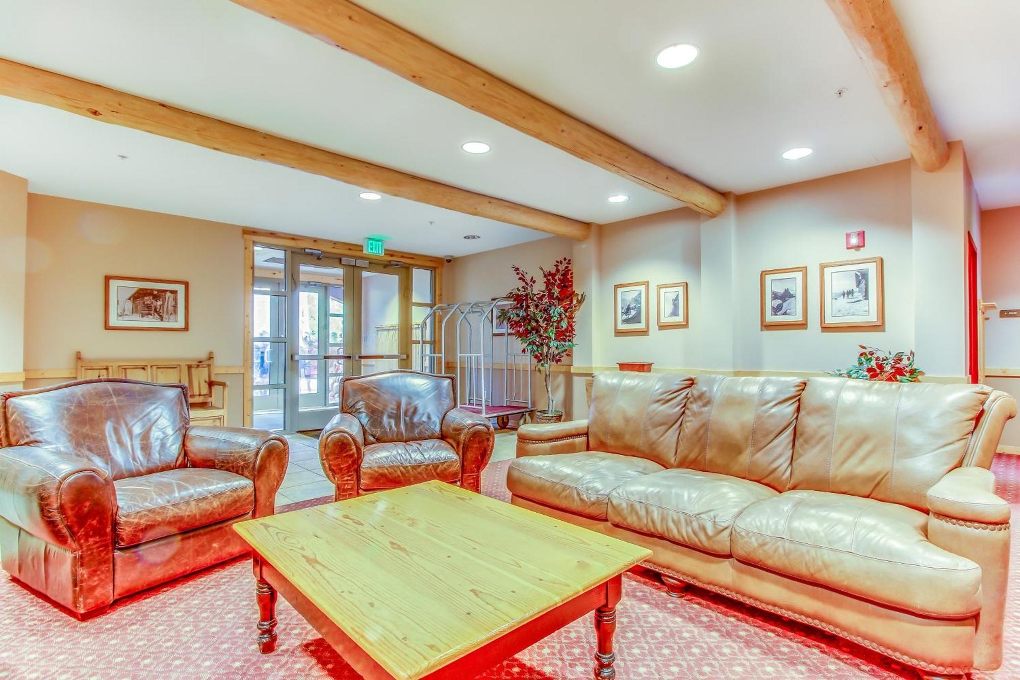 Tucker Mountain Lodge #104 كوبر ماونتين الغرفة الصورة